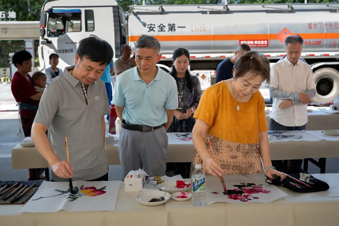 奋斗百年路 起航新征程